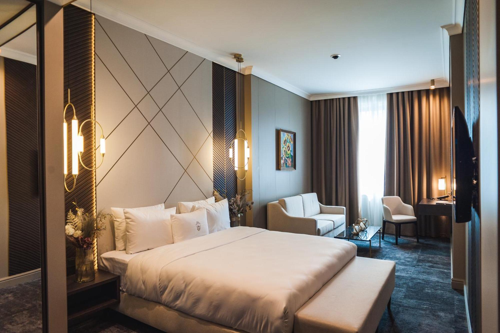 אוזהורוד Old Continent Hotel מראה חיצוני תמונה