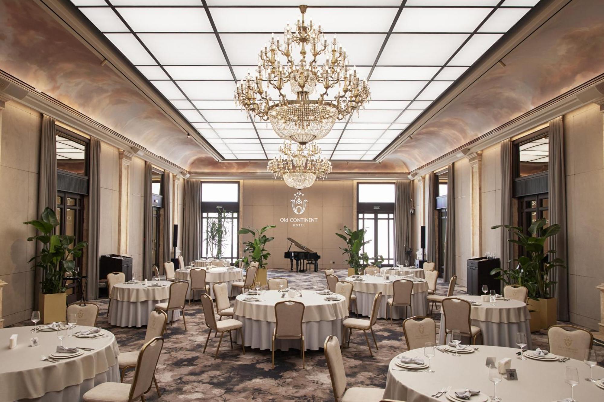 אוזהורוד Old Continent Hotel מראה חיצוני תמונה