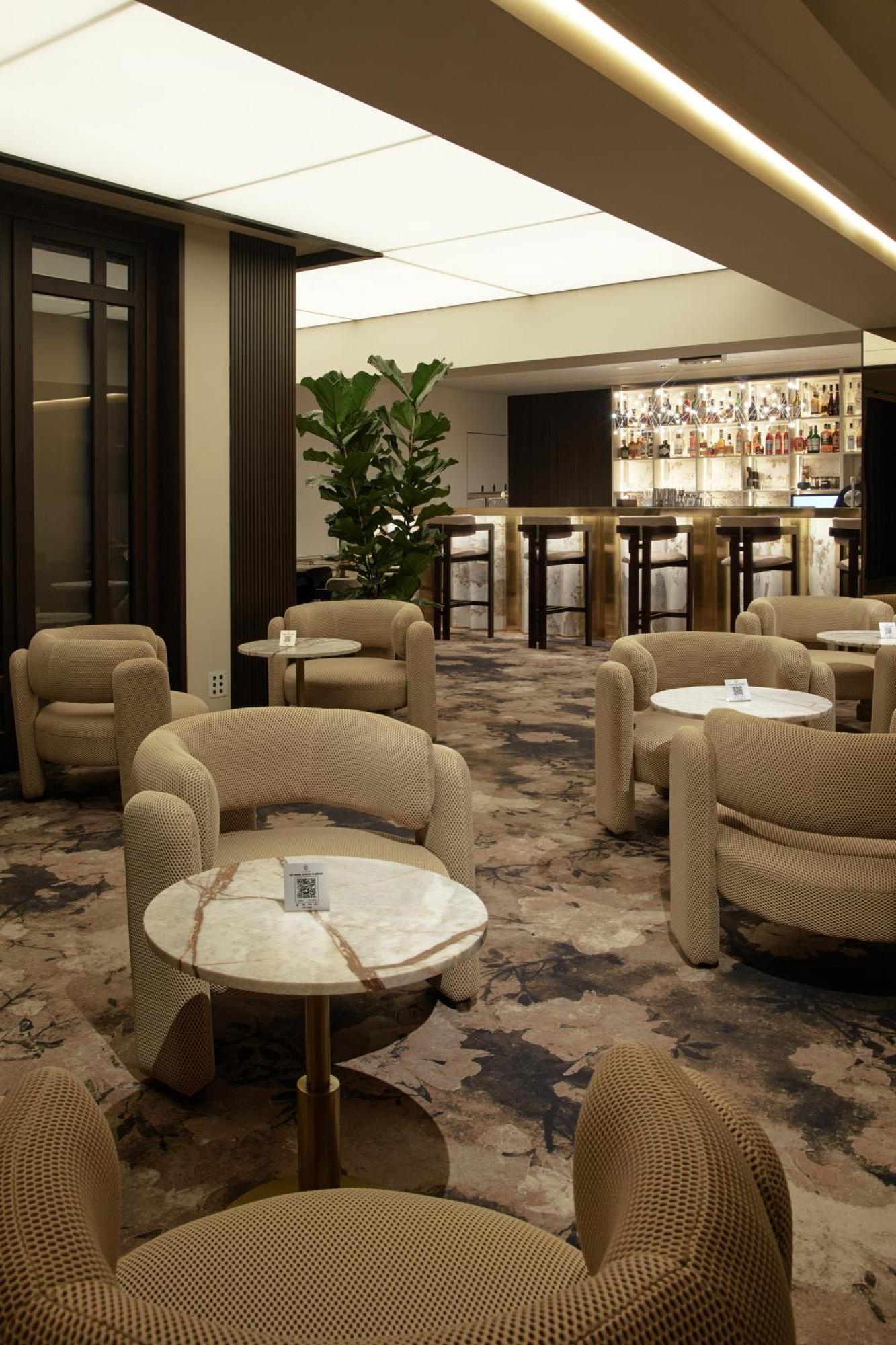 אוזהורוד Old Continent Hotel מראה חיצוני תמונה