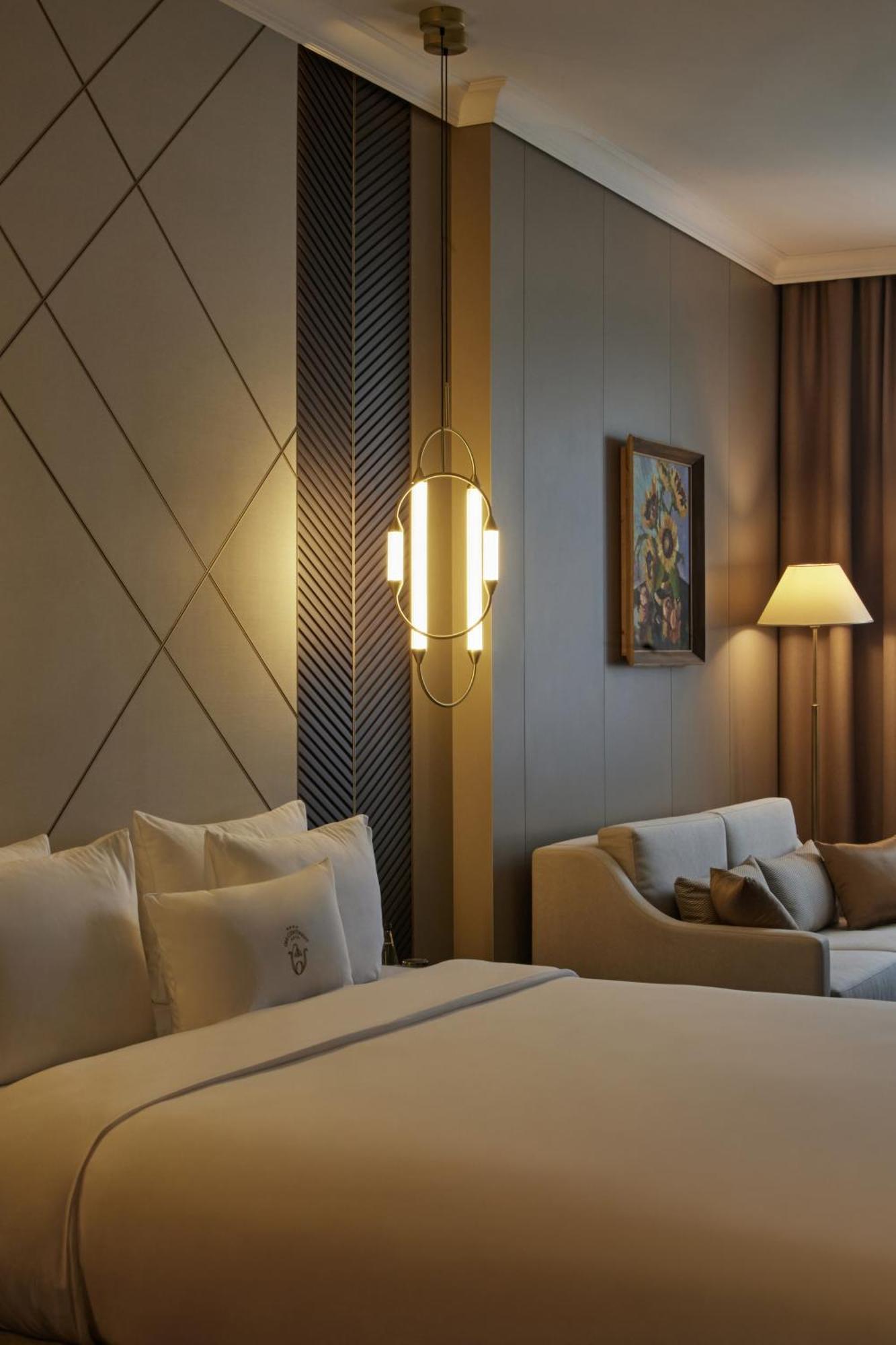אוזהורוד Old Continent Hotel מראה חיצוני תמונה